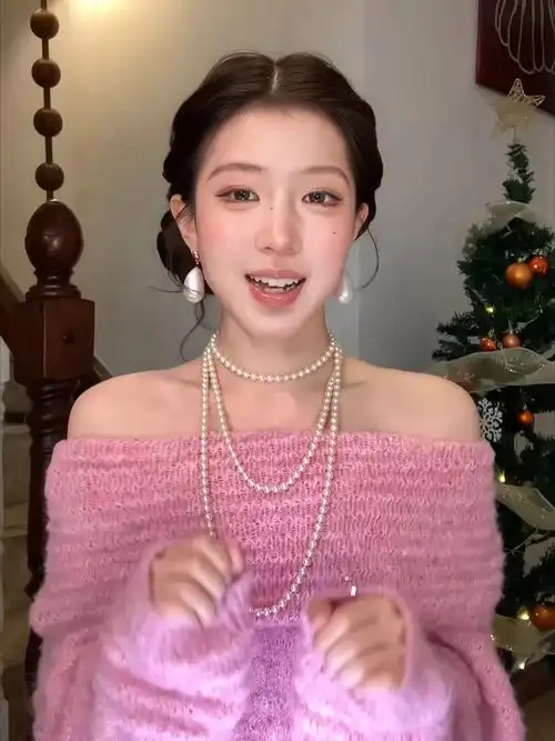 骚狐视频生活记录：小动物配合旁白配音的可爱内容封面